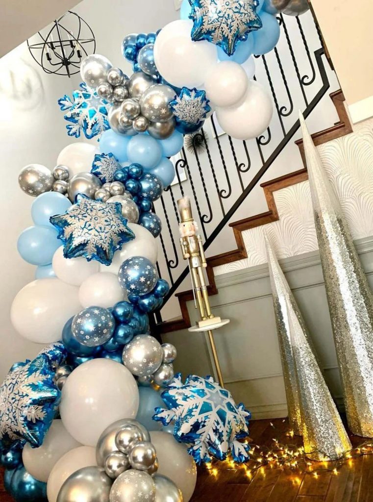 Winter Wonderland Balloon Garland Kit