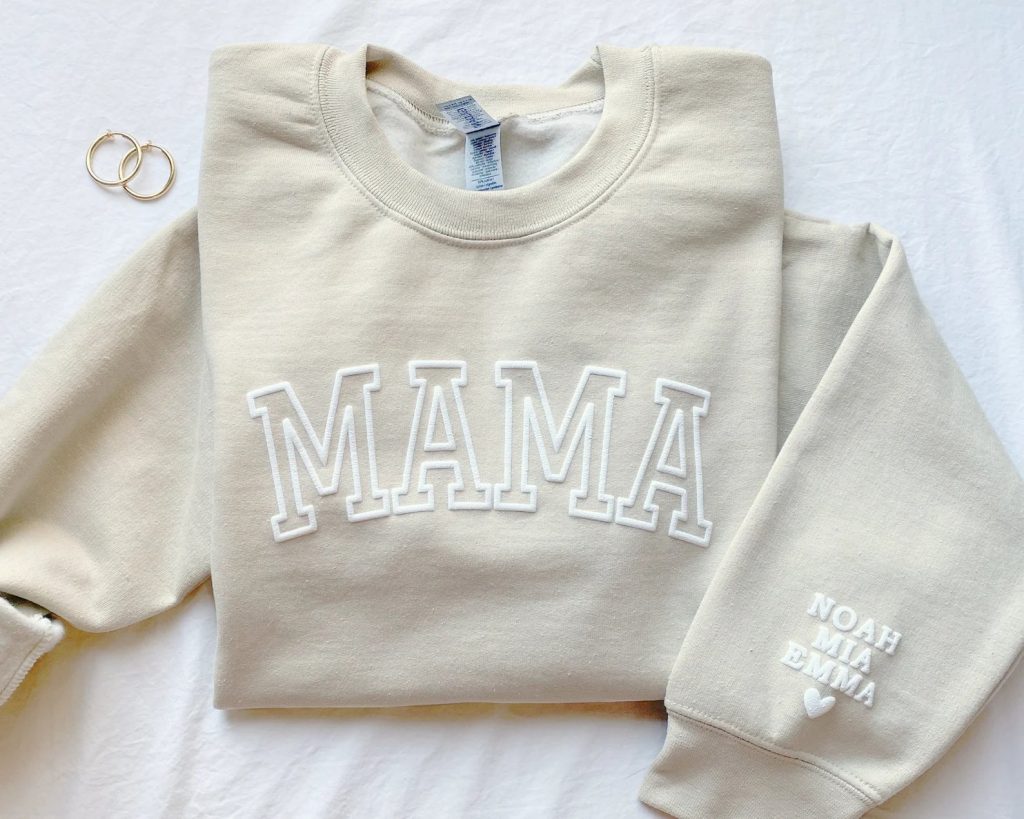 Personalized Mama Sweatshirt