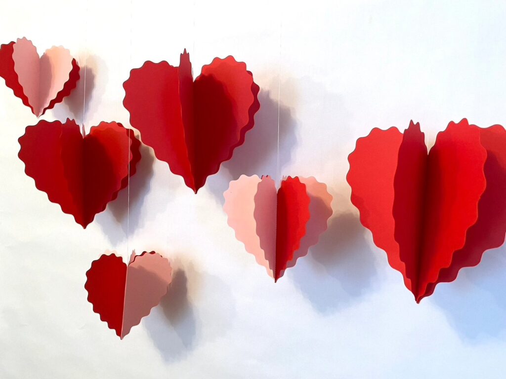 A Little Sweetheart Baby Shower Red and pink 3d heart decor